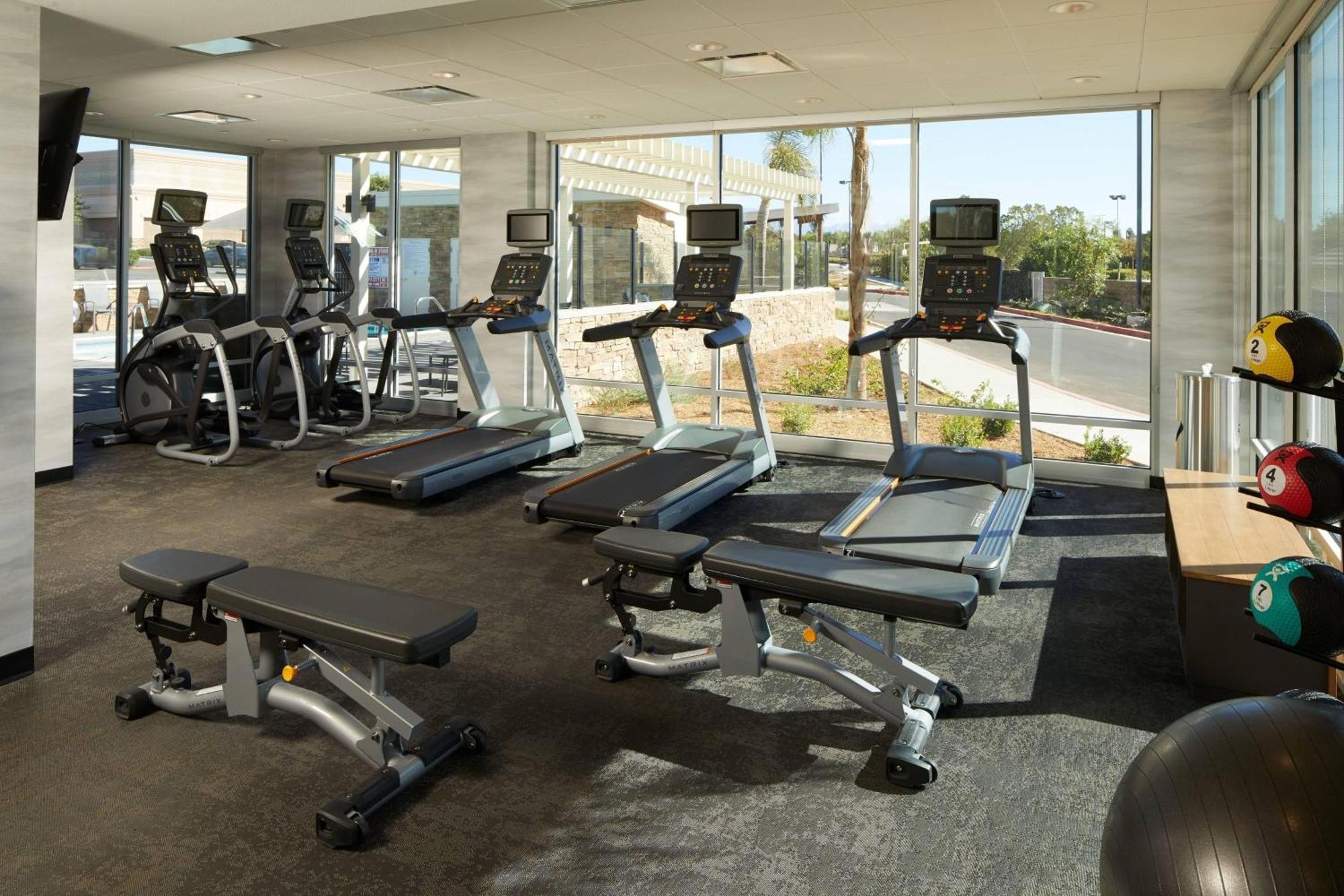Fairfield Inn & Suites By Marriott Riverside Moreno Valley Exterior photo